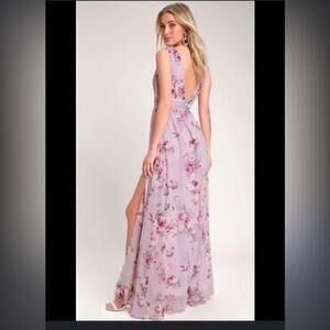 New ▶️ Lulu’s ◀️ Garden Meandering Maxi Dress